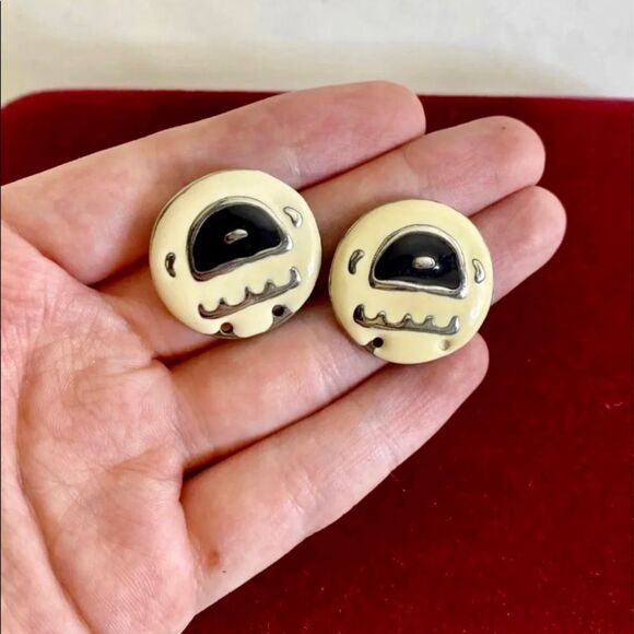 Retro Enamel Earrings‎ - Picture 2 of 4